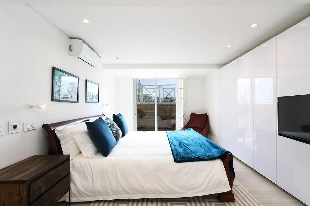 Modern & Luxurious Seaside Apartment Le Cap